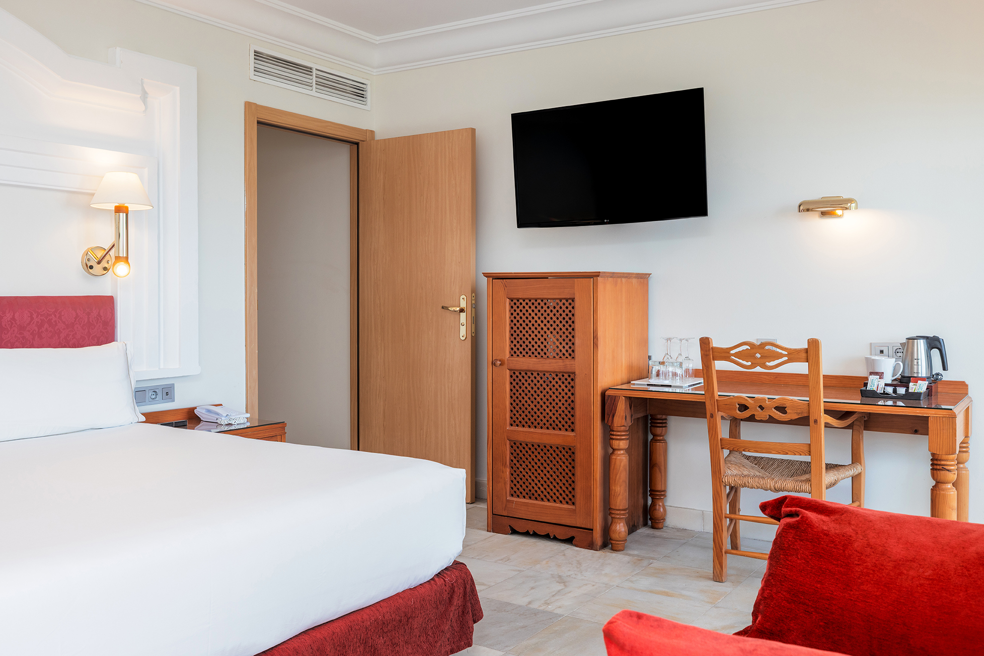 003_alta_playacartaya Junior Suite.jpg